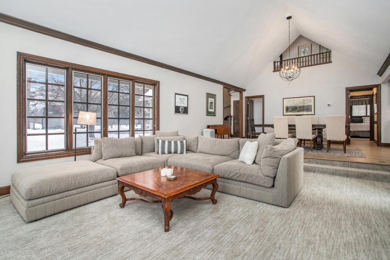 Point O' Woods Villa Benton Harbor Eksteriør billede
